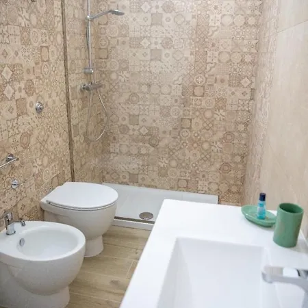 度假居 La Maison De La *