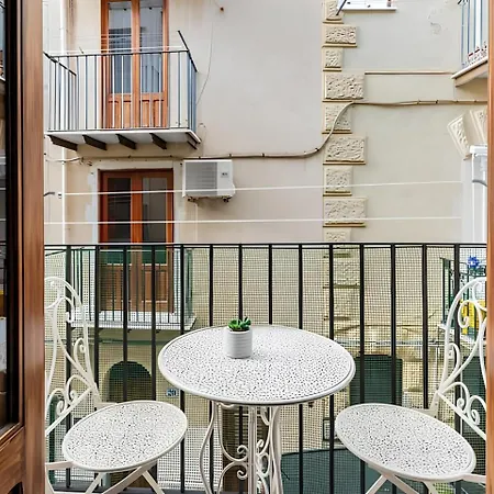 La Maison De La Cefalu
